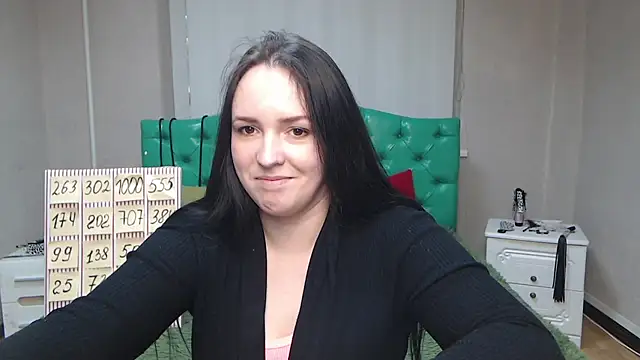 IsabelBlackberry online show from 02-08-25, 09:03