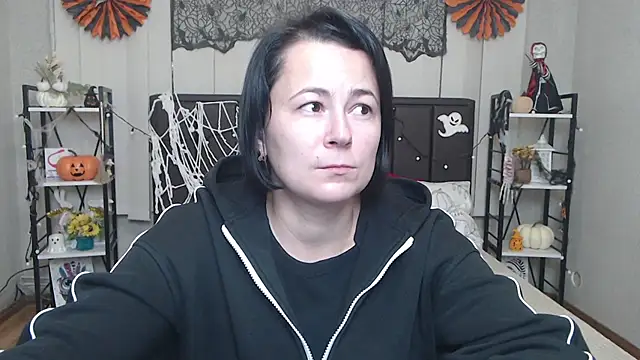 MarieSho online show from 11-12-25, 06:08