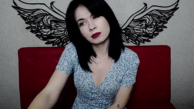 Snapshot of JasmineKouch chatting on 01-21-25, 06:23 JasmineKouch online show from 01-21-25, 06:23