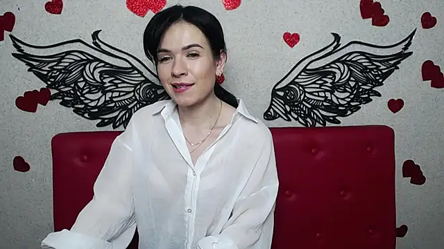 Snapshot of JasmineKouch chatting on 02-16-25, 12:19 JasmineKouch online show from 02-16-25, 12:19