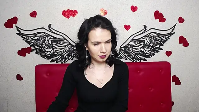 Snapshot of JasmineKouch chatting on 02-19-25, 06:32 JasmineKouch online show from 02-19-25, 06:32