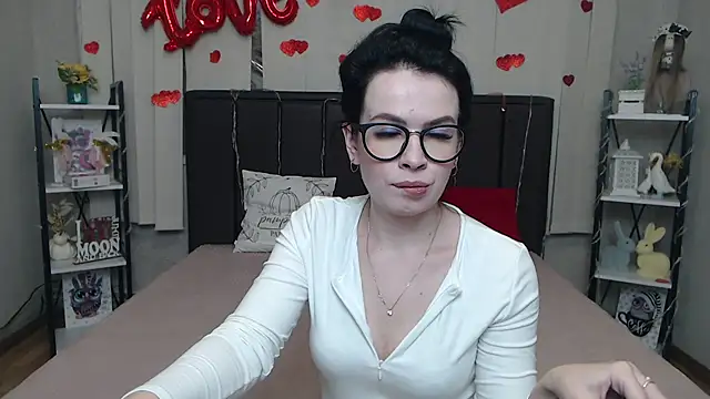 JasmineKouch online show from 03-13-26, 07:15