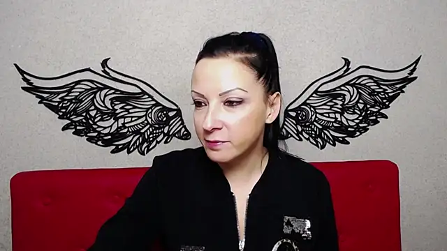 Snapshot of ElizabethSho chatting on 12-07-24, 12:19 ElizabethSho online show from 12-07-24, 12:19