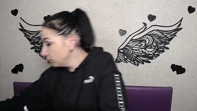 ElizabethSho online show from 02-14-26, 06:21