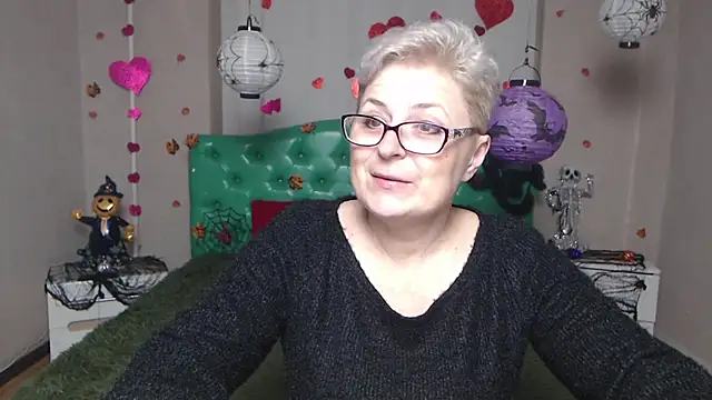 EmiliaGree online show from 11-14-25, 06:06