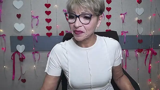 EllaBonito online show from 01-30-25, 06:35