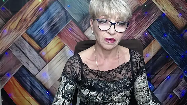 EllaBonito online show from 09-28-25, 11:04