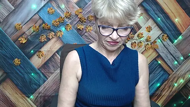 EllaBonito online show from 11-26-25, 06:36