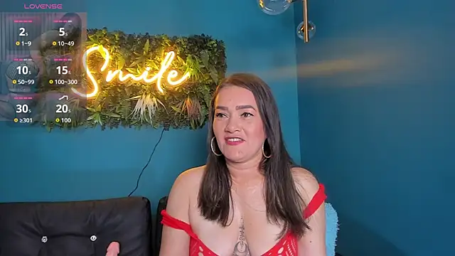 celestelewis online show from 12-02-25, 07:42