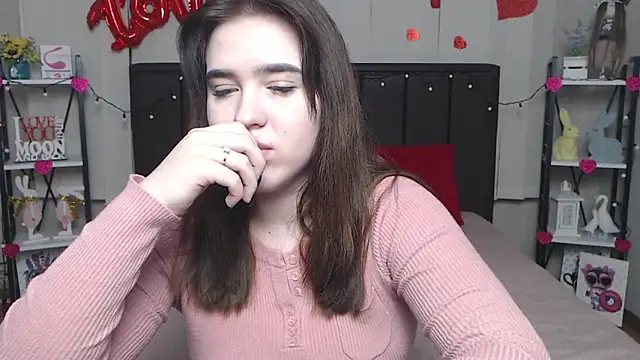 LauraHlot online show from 03-03-25, 09:48