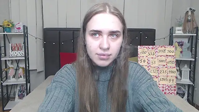 LauraHlot online show from 10-09-25, 05:38