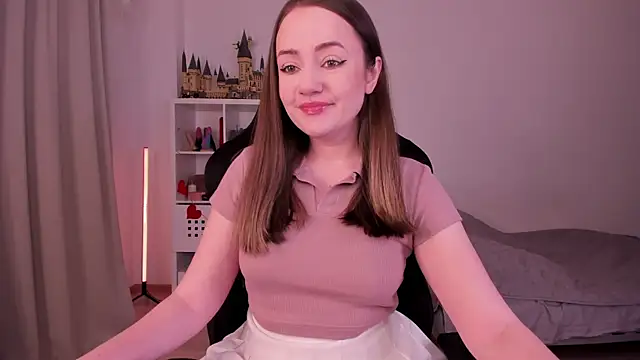 WalkingGirl online show from 02-16-25, 06:21