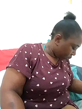 Thickchocolatex2 online show from 12-02-24, 11:45