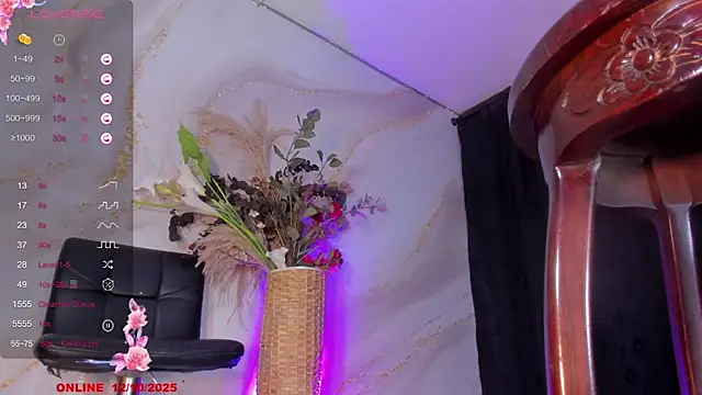 Karla-Ebony online show from 10-12-25, 02:05