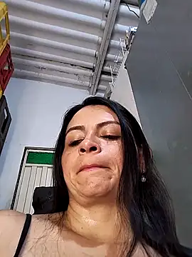 Linda Lars online show from 09-22-25, 04:03