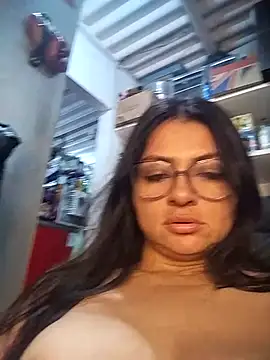 Linda Lars online show from 10-31-25, 02:45