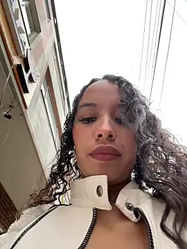 MarieLeon online show from 01-16-26, 07:29