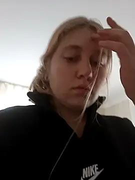 Snapshot of AnastasiaSky19 chatting on 10-28-25, 08:51 AnastasiaSky19 online show from 10-28-25, 08:51