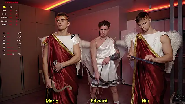 Snapshot of Nik_Sharp chatting on 02-14-25, 04:20 Nik Sharp online show from 02-14-25, 04:20