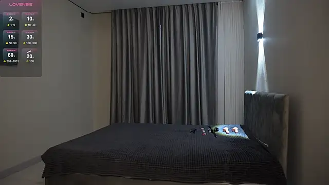 Snapshot of Nik_Sharp chatting on 11-23-25, 04:45 Nik Sharp online show from 11-23-25, 04:45