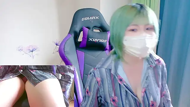 hazuki 8008 online show from 09-30-25, 03:55