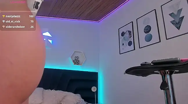  gia rose online show from 02-04-25, 08:59