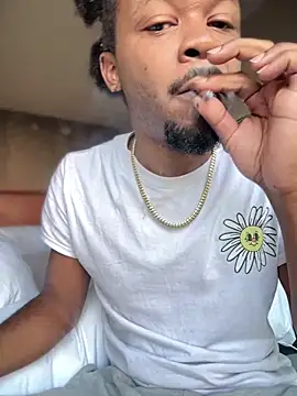 Snapshot of MobyDxck chatting on 01-03-25, 02:08 MobyDxck online show from 01-03-25, 02:08