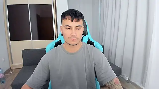 MatMalonne online show from 10-17-25, 01:46