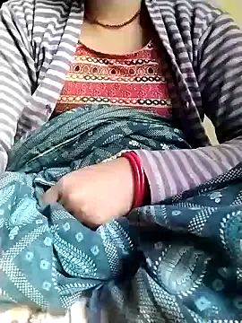 Snapshot of Cutkajal chatting on 12-21-24, 07:56 Cutkajal online show from 12-21-24, 07:56