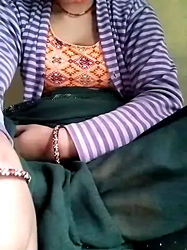 Snapshot of Cutkajal chatting on 02-13-25, 01:40 Cutkajal online show from 02-13-25, 01:40