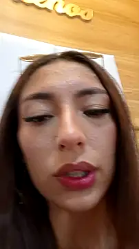 Snapshot of Tomoe_b chatting on 01-31-25, 03:33 Tomoe b online show from 01-31-25, 03:33
