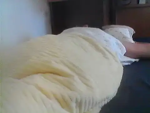 Snapshot of Bigpenis6y chatting on 01-24-25, 08:23 Bigpenis6y online show from 01-24-25, 08:23