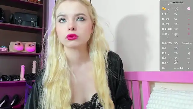 MisssLola online show from 02-24-25, 01:53