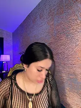 Snapshot of kiim_taaylor chatting on 02-10-25, 11:36 kiim taaylor online show from 02-10-25, 11:36