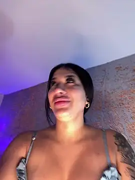 Snapshot of kiim_taaylor chatting on 02-12-25, 11:40 kiim taaylor online show from 02-12-25, 11:40