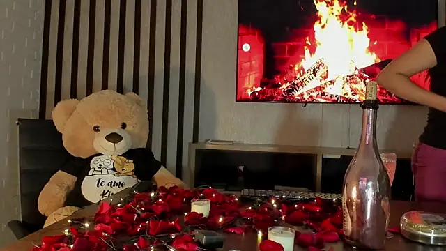 Snapshot of kiim_taaylor chatting on 02-16-25, 12:52 kiim taaylor online show from 02-16-25, 12:52