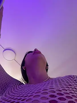 Snapshot of kiim_taaylor chatting on 02-21-25, 11:55 kiim taaylor online show from 02-21-25, 11:55