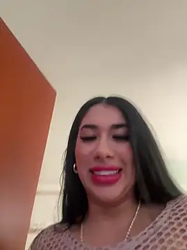 Snapshot of kiim_taaylor chatting on 02-21-25, 02:59 kiim taaylor online show from 02-21-25, 02:59