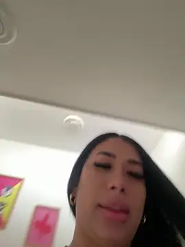 Snapshot of kiim_taaylor chatting on 03-06-25, 01:14 kiim taaylor online show from 03-06-25, 01:14