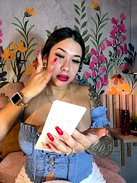 Snapshot of kiim_taaylor chatting on 09-28-25, 12:54 kiim taaylor online show from 09-28-25, 12:54