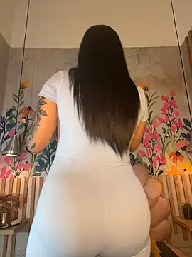 Snapshot of kiim_taaylor chatting on 11-08-25, 11:43 kiim taaylor online show from 11-08-25, 11:43