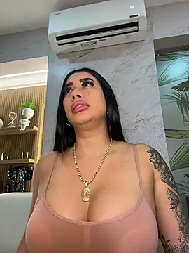 Snapshot of kiim_taaylor chatting on 11-26-25, 07:15 kiim taaylor online show from 11-26-25, 07:15