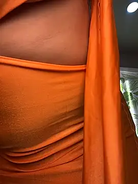 Snapshot of kiim_taaylor chatting on 11-29-25, 03:15 kiim taaylor online show from 11-29-25, 03:15