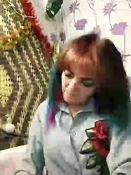 Snapshot of SweetLeila40 chatting on 12-29-24, 10:14 SweetLeila40 online show from 12-29-24, 10:14