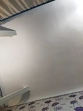 Snapshot of SweetLeila40 chatting on 02-21-25, 09:11 SweetLeila40 online show from 02-21-25, 09:11