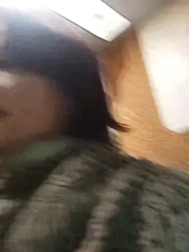 Snapshot of SweetLeila40 chatting on 11-02-25, 09:50 SweetLeila40 online show from 11-02-25, 09:50