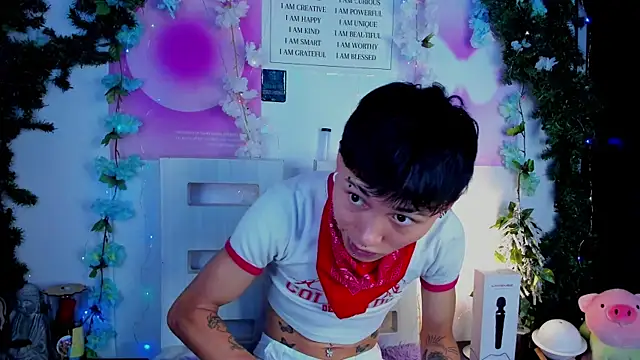 Snapshot of juniior_2311_ chatting on 01-24-25, 10:08 juniior 2311 online show from 01-24-25, 10:08