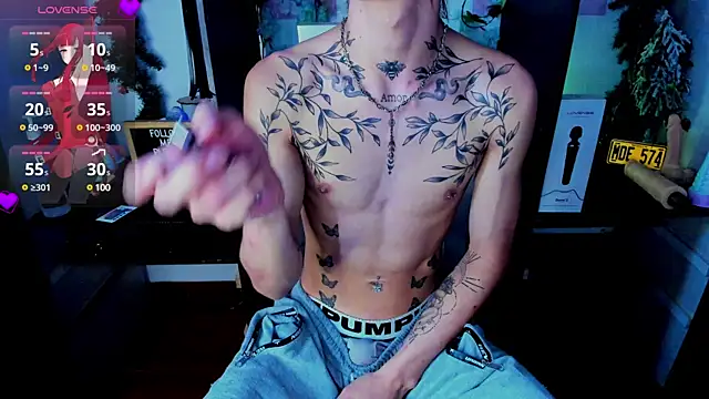 Snapshot of juniior_2311_ chatting on 03-05-25, 06:45 juniior 2311 online show from 03-05-25, 06:45