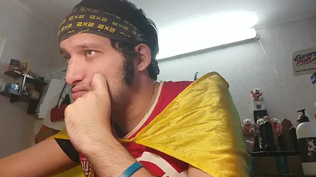 Snapshot of BISEXGOOD777 chatting on 01-11-26, 07:24 BISEXGOOD777 online show from 01-11-26, 07:24