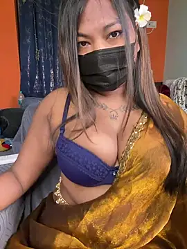 Hot Urvi online show from 06-05-26, 05:51
